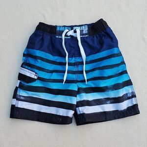Kanu striped swim trunks Size 4T